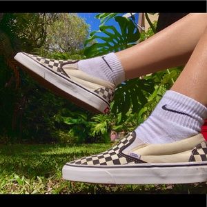 Checkered slip on vans🏁